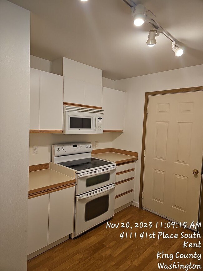 Foto del edificio - Kent Riverview area - Corner condo - 2 bed...