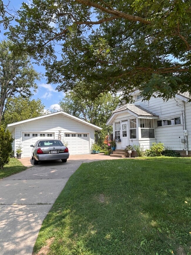 Detached large two car garage - 1227 1st Ave