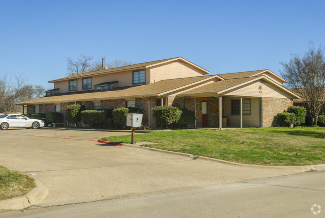 Building Photo - Bluffview Apartment Homes