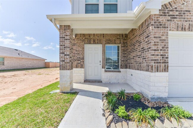 Building Photo - 16524 Cascading Pnes Ct