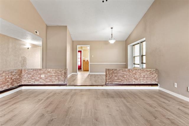 Foto del edificio - 1209 Cherrywood Ct