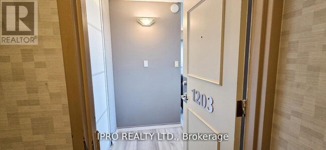 Photo du bâtiment - 725-1725 Don Mills Rd.