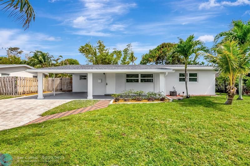 Primary Photo - 101 SE 10th Ct