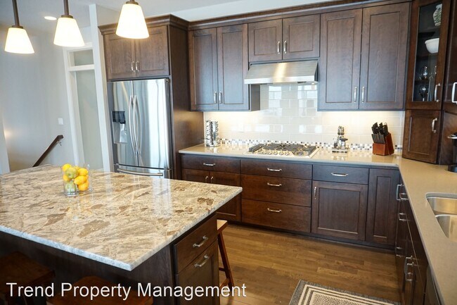 Building Photo - 5 br, 4 bath House - 3223 Woodstone Drive SW
