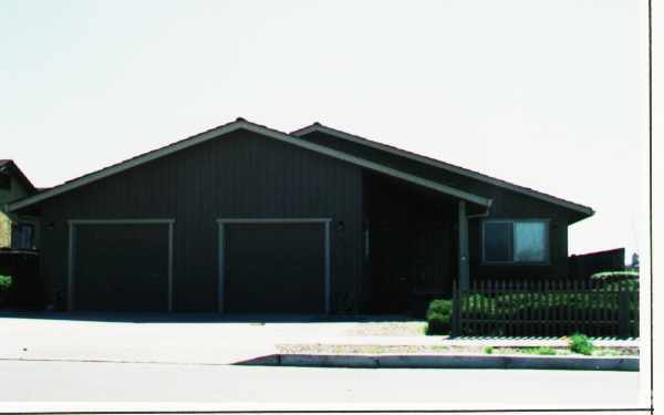 Building Photo - 480 San Pedro Ave