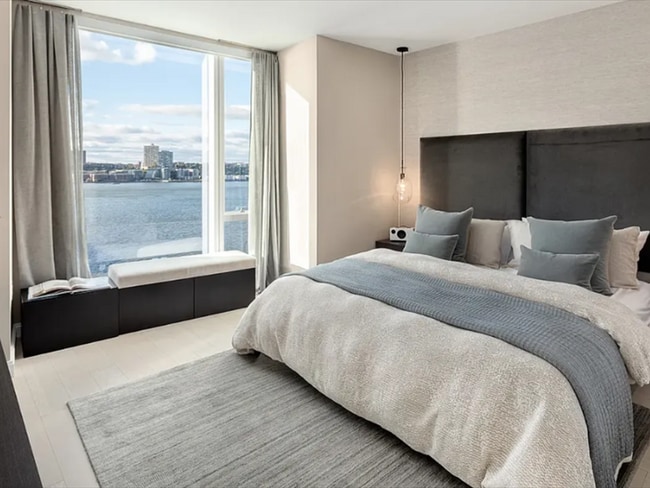 Photo - 400 W 61st St Apartment