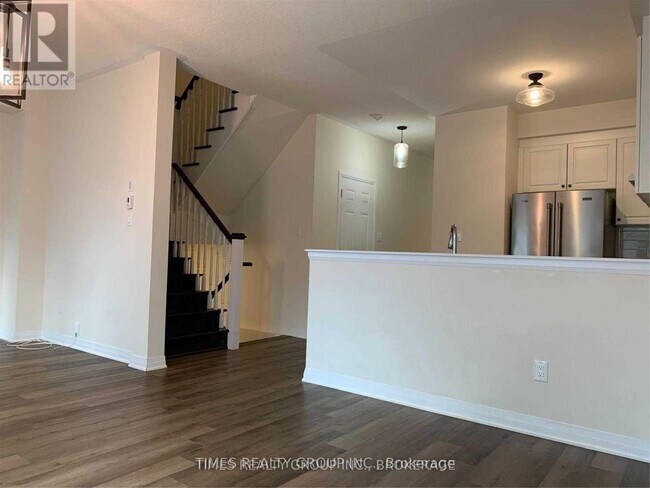 Building Photo - 35 Bedford Estates Cres