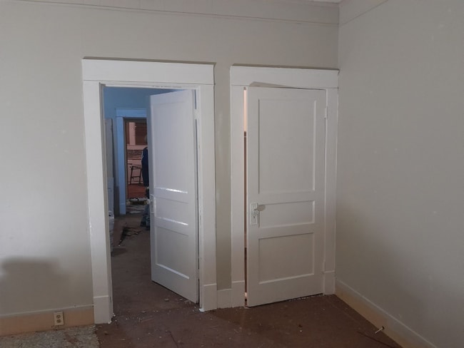 Building Photo - 1827 Kelly St