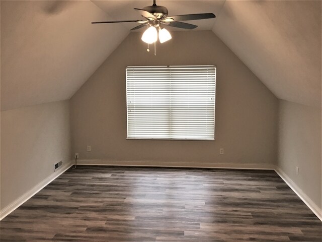 Foto del edificio - 6213 Womersley Drive