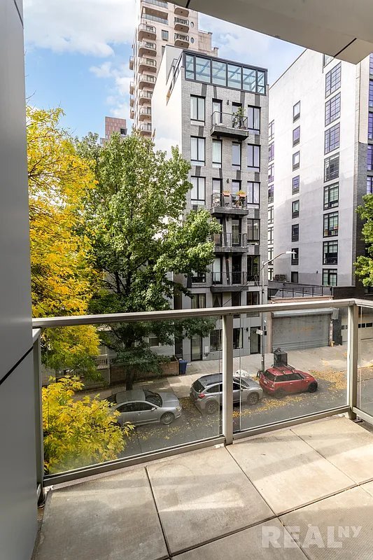 Building Photo - 177 Concord St