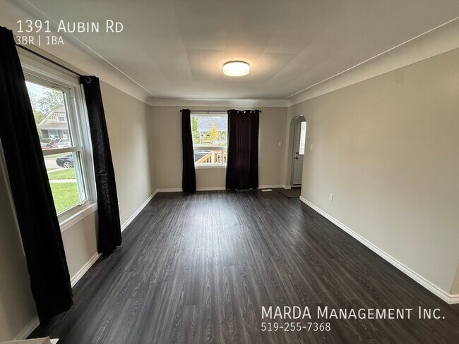 Photo du bâtiment - CHARMING 3 BED/1 BATH HOME - EAST WINDSOR ...