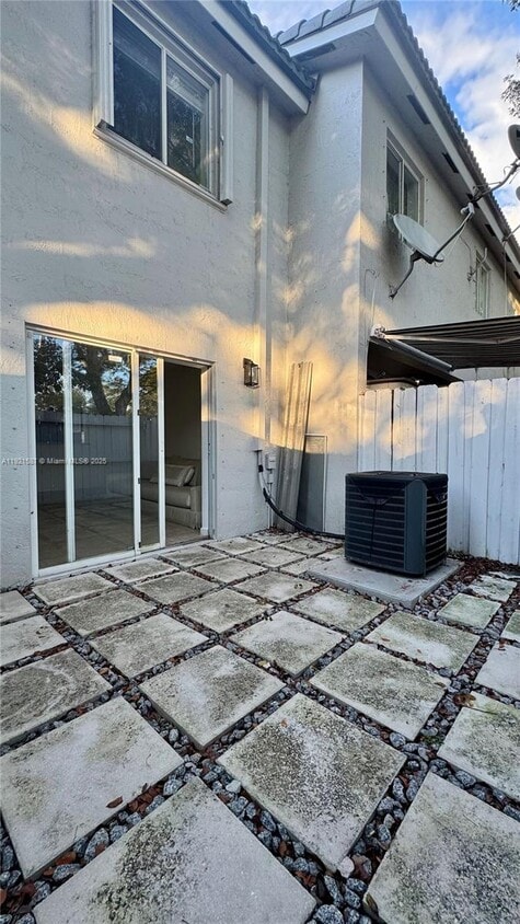 Foto principal - 12124 SW 143rd Ln