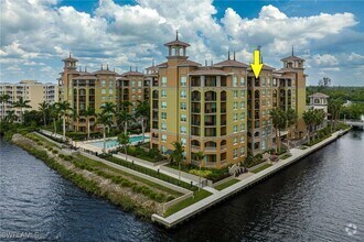 Building Photo - 2825 Palm Beach Blvd