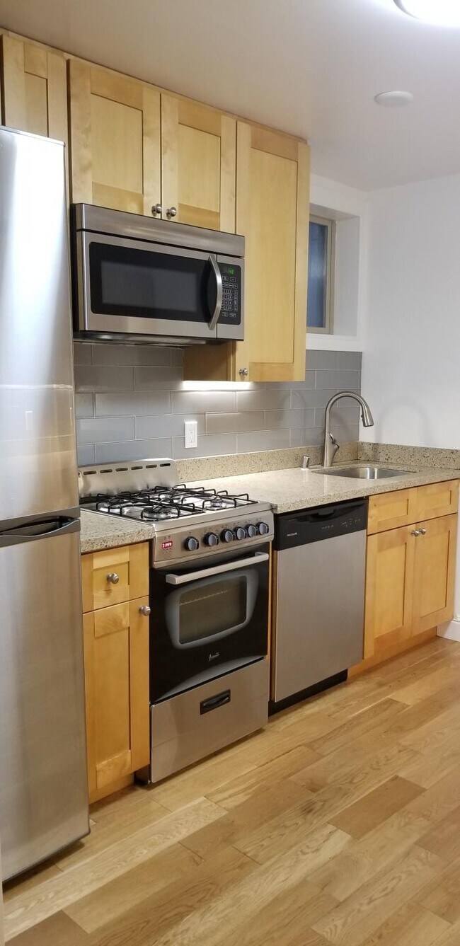 Building Photo - 2 bedroom in SAN FRANCISCO CA 94109