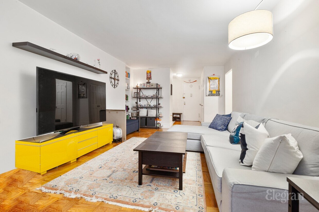 Primary Photo - 211 E 53rd St