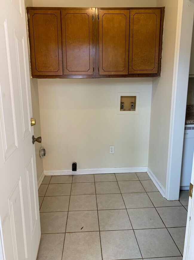 Building Photo - Pelham Drive, 163-A