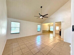 Building Photo - 4762 Lonestone Cir