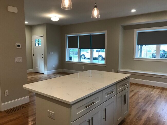 Foto del edificio - 33 Melbourne Ave