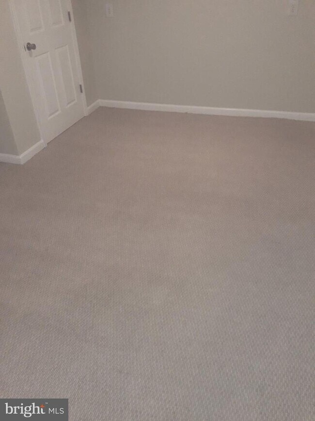 Foto del edificio - 18303 Bubbling Spring Terrace