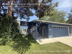 Building Photo - 3540 S Summerset Way