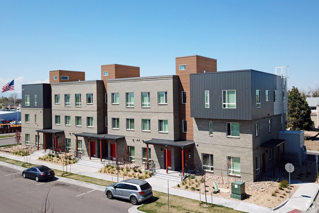 Exterior - Village at Westerly Creek Building 3