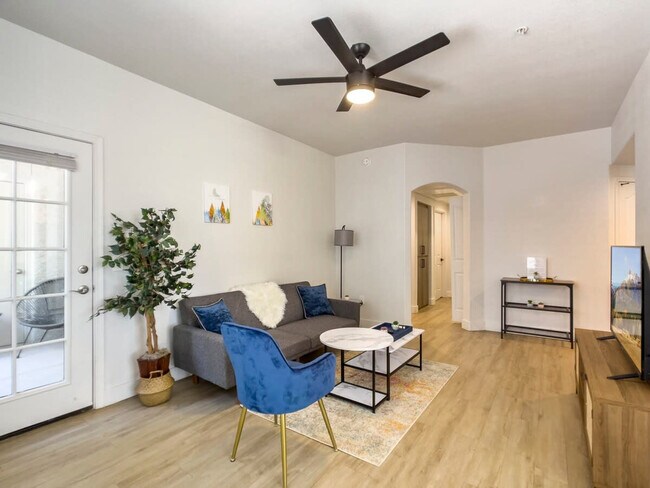 Foto del edificio - 14201 N 70th Way