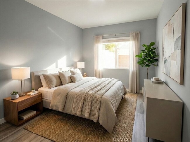 Foto del edificio - 8460 Nestle Ave