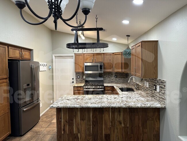 Building Photo - 1151 N 159th Dr