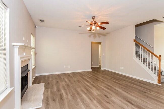 Foto del edificio - 250 Alamosa Path SW