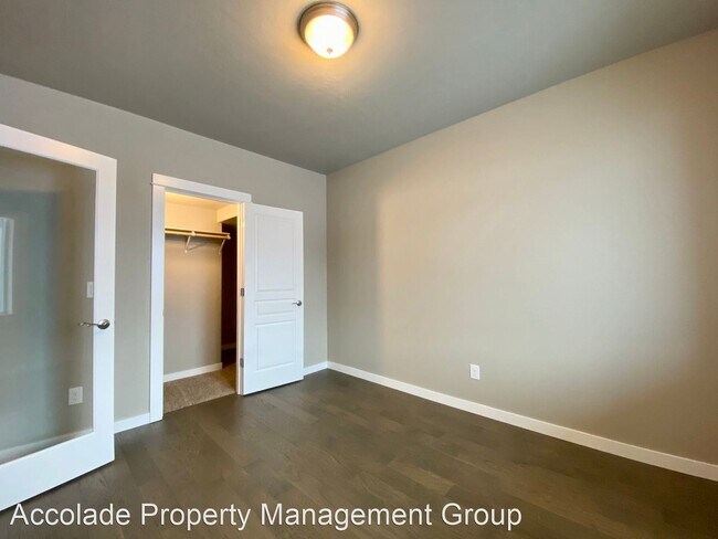Foto del edificio - 4 br, 3 bath House - 7901 W Whatcom Ave