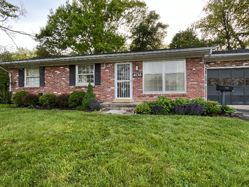 Primary Photo - 406 College Park Dr