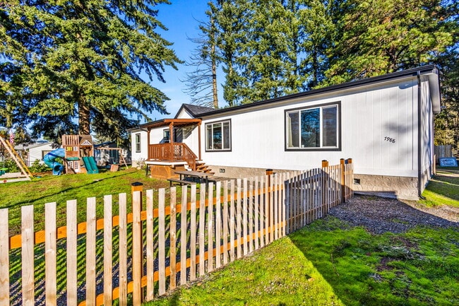 Foto del edificio - 7988 Marion Rd SE