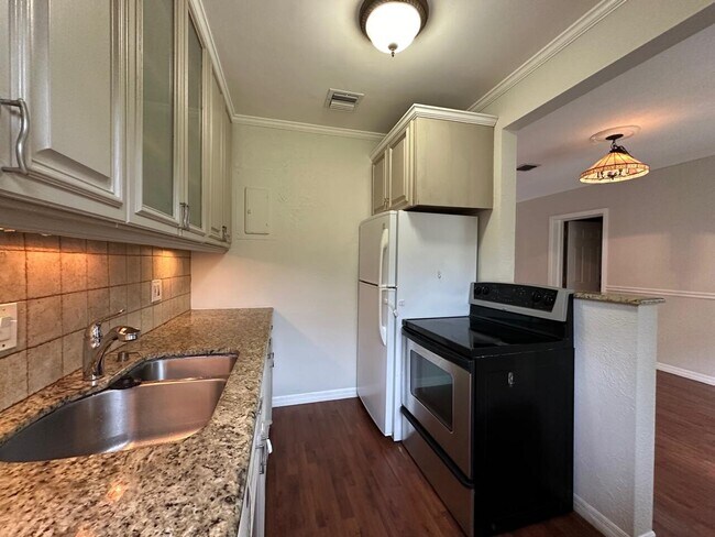 Foto del edificio - 1015 Macy St