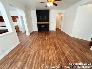 Building Photo - 5007 Wood Glen Dr