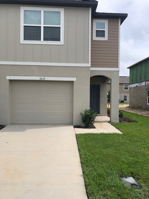 Foto principal - 3637 Majestic Dr