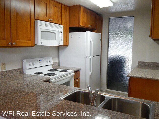 Building Photo - 2 br, 1.5 bath House - 6001 140th Ave NE, ...