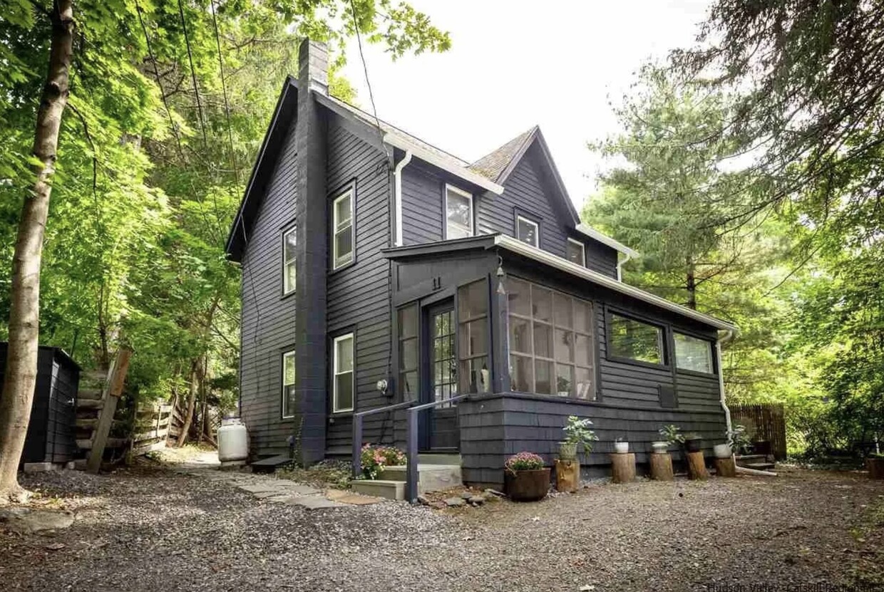 Foto principal - 11 Tannery Brook Rd