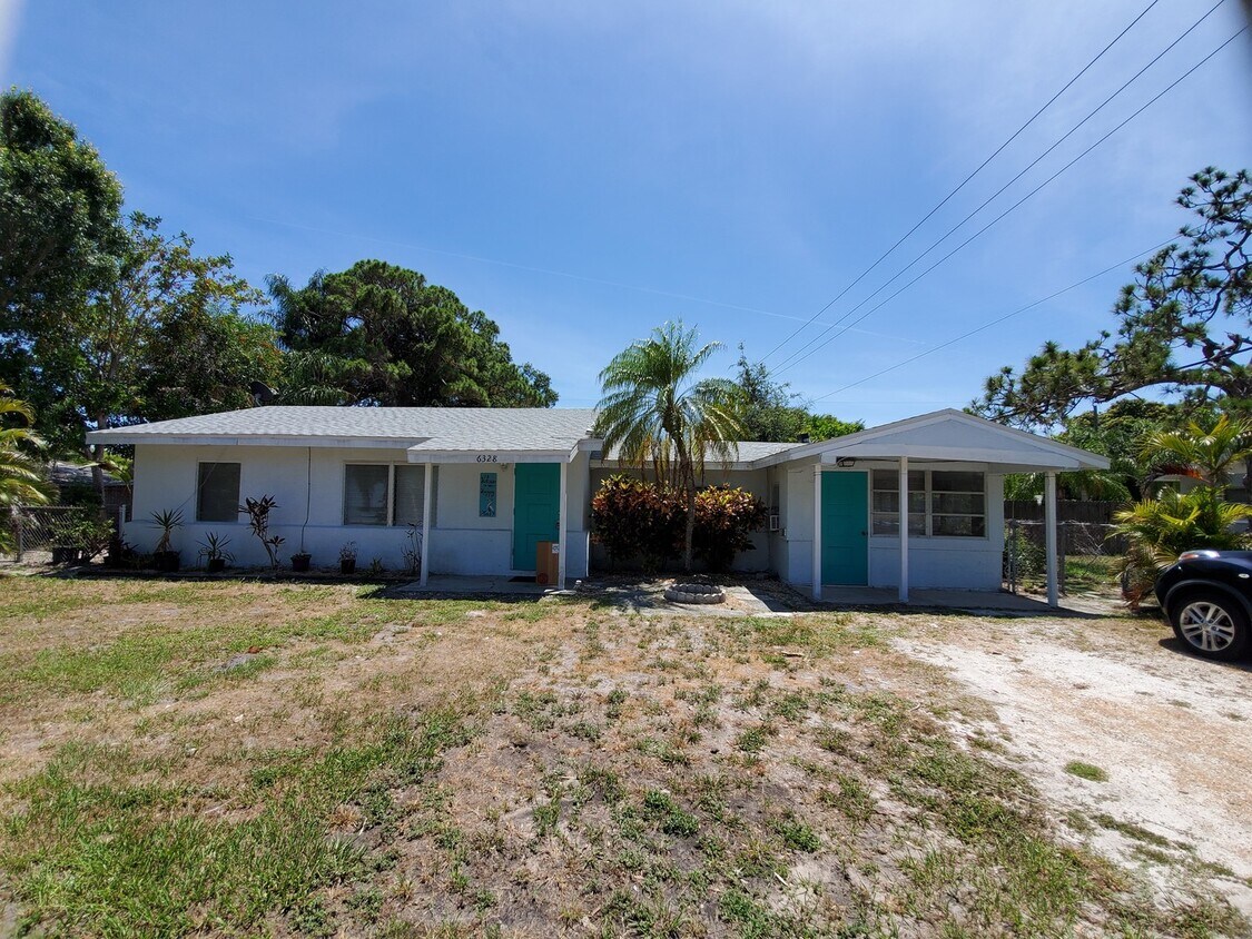 Foto principal - 6328 Brentwood Ave