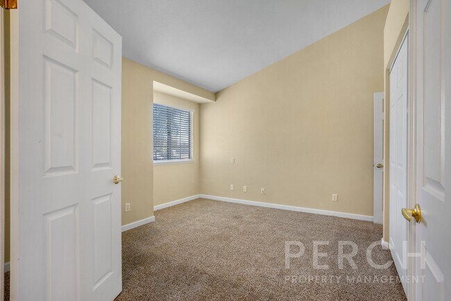 Building Photo - 1285 Granite Dr