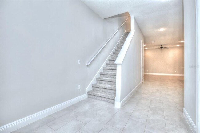 Foto del edificio - 2937 Voyager Ave