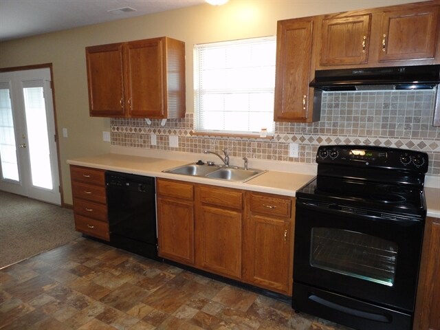 Building Photo - 755 Mallory Pky