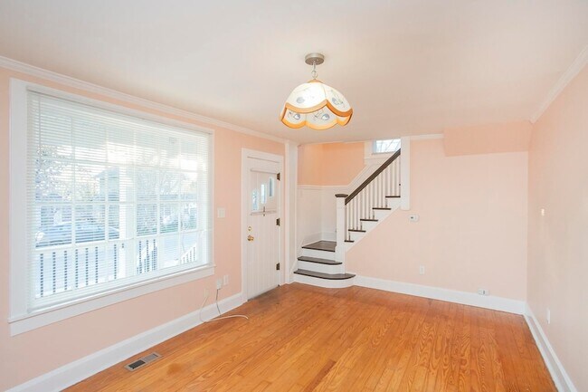 Foto del edificio - 909 Clarke St