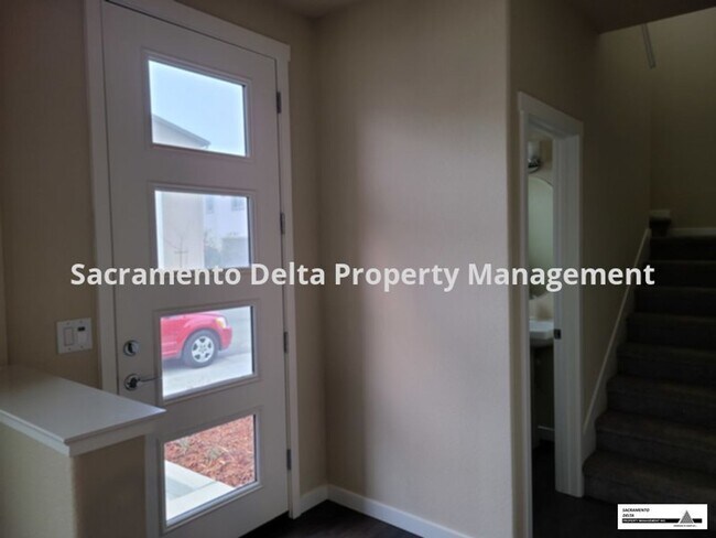 Foto del edificio - Wonderful Elk Grove Home