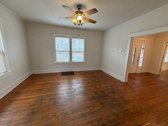 Foto del edificio - COMING SOON: Heavenly Haven on Hornsby **Section 8 Friendly!**