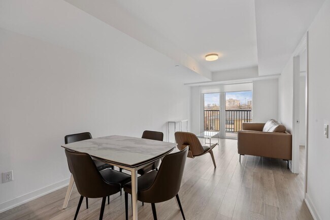 Photo du bâtiment - 480 Wilson Ave