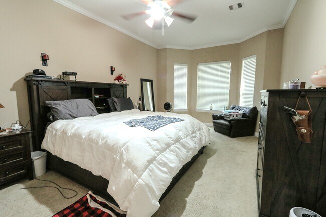 Foto del edificio - 6514 Monrovia Ln