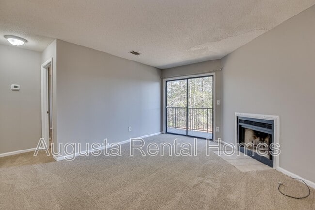 Building Photo - 2812C Thomas Lane