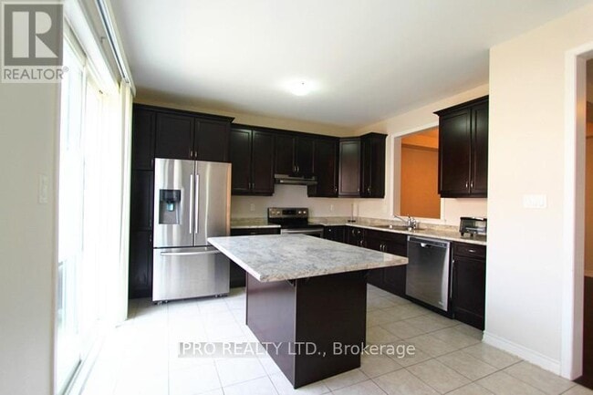 Building Photo - 335 Emmett Landing