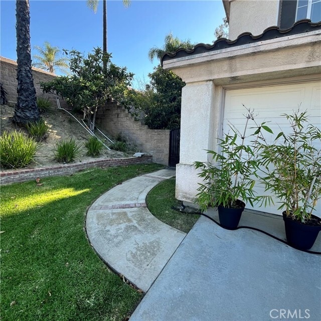 Building Photo - 1453 Rancho Hills Dr