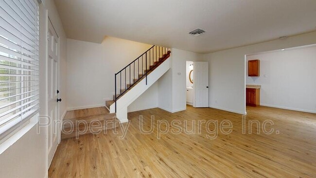 Building Photo - 1506 Lake Blvd